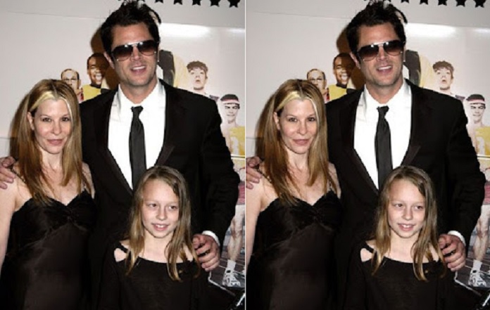 Melanie Lynn Clapp and Johny Knoxville with their daughter