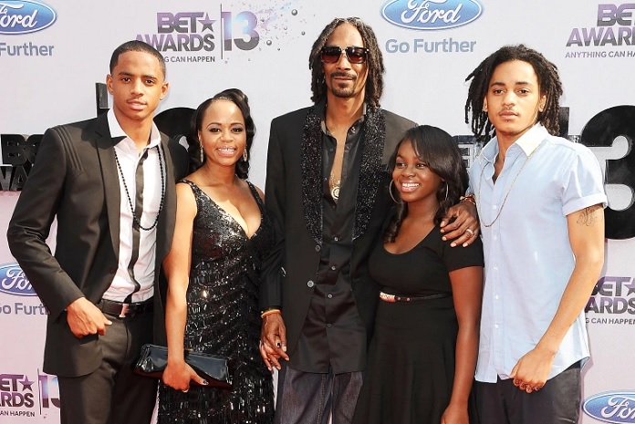 Snoop Dogg and his family