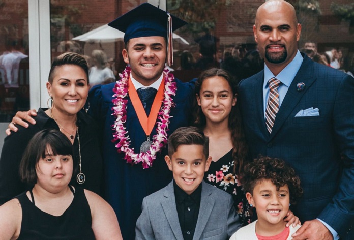 Albert Pujols with his ex-wife Deidre and their five children