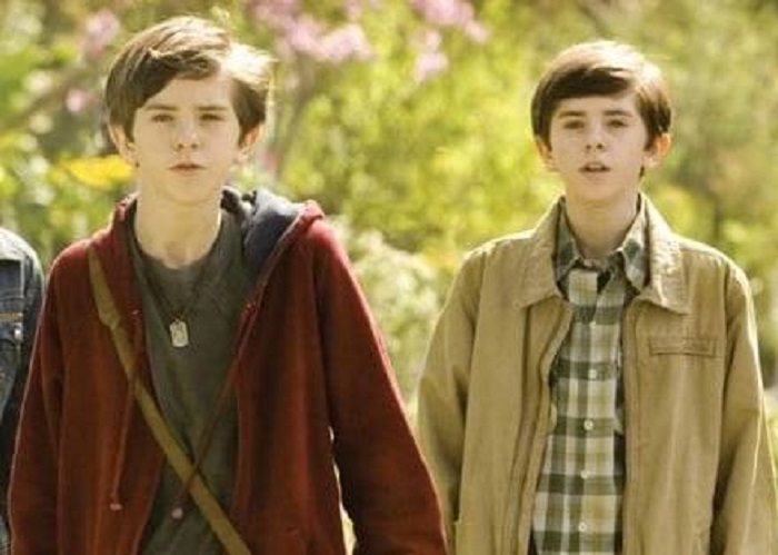 freddie highmore and his brother