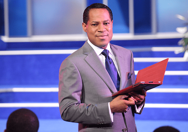 Pastor Chris Oyakhilome, Biography, Wife, Children, Private Jet ...