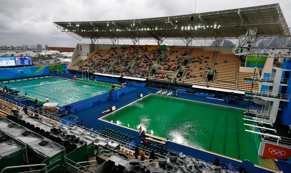 We Finally Know Why The Olympic Diving Pool Turned Green 