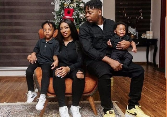 Olamide-and-his-fiancee-and-two-children