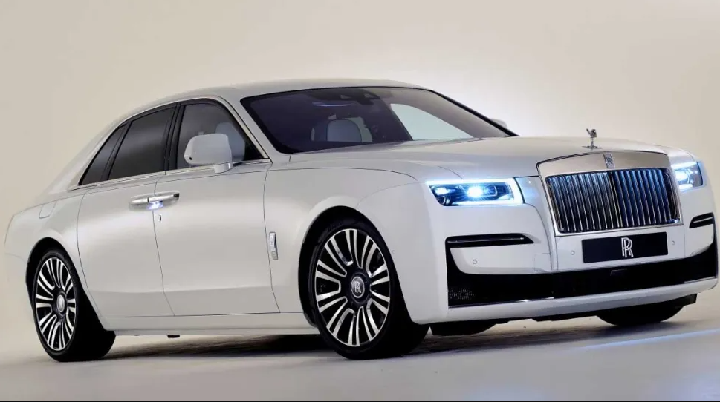 https://i2.wp.com/carmart.ng/public/blog/wp-content/uploads/2020/09/The-new-Rolls-Royce-Ghost.jpg?resize=1024%2C576&ssl=1